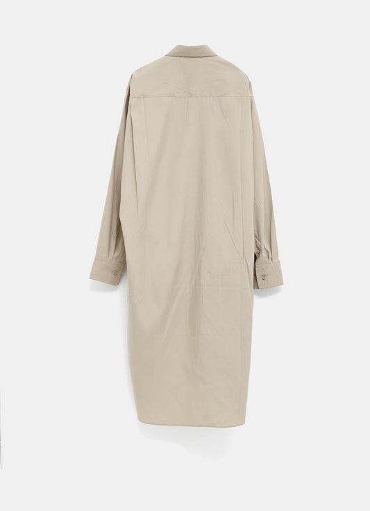 Camisa con bajo alargado