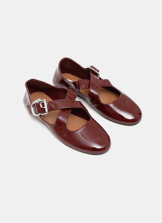 Bailarina plana con tiras cruzadas