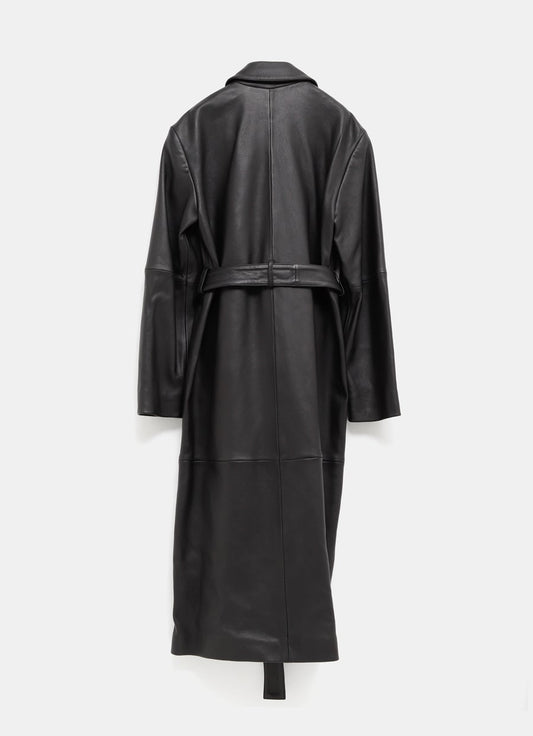 Abrigo de piel con cinturón