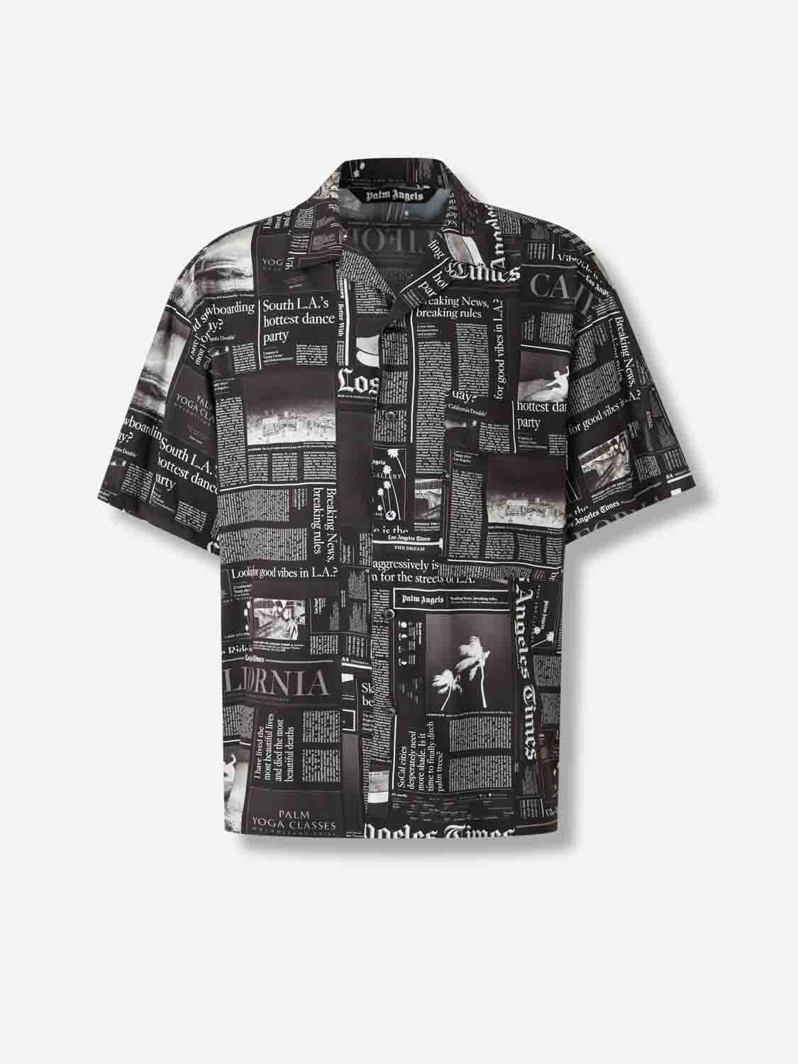 Camiseta con motivo de periódico