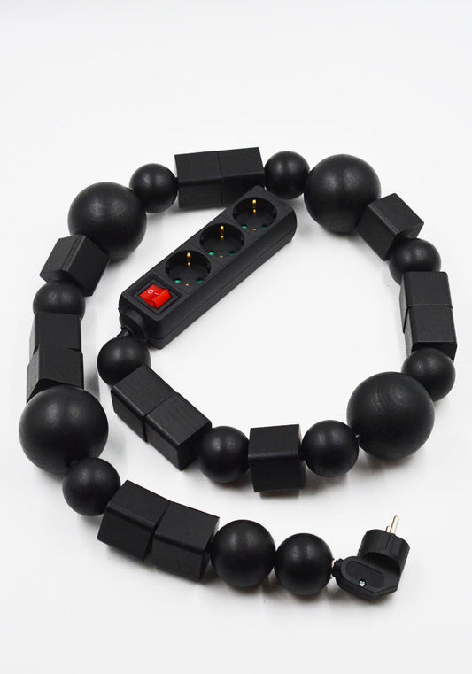 BLESS N°26 DECORATIVE HOME OBJECT CABLE JEWELRY MULTIPLUG 1.4M BLACK (New Season FW25)